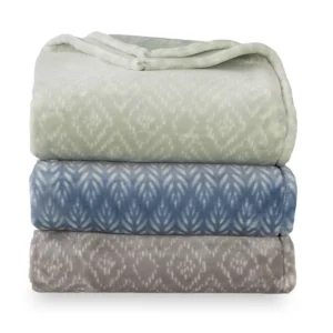 Eco-Friendly Recycled Polyester Throw Blanket