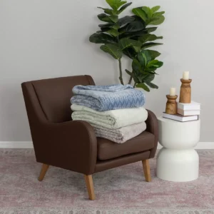 Eco-Friendly Recycled Polyester Throw Blanket