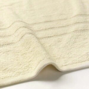 cream open towel