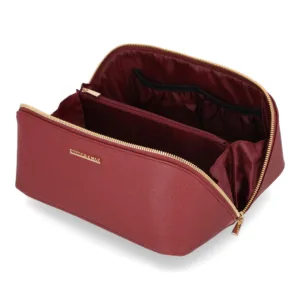 Spacious cosmetic bag for travel