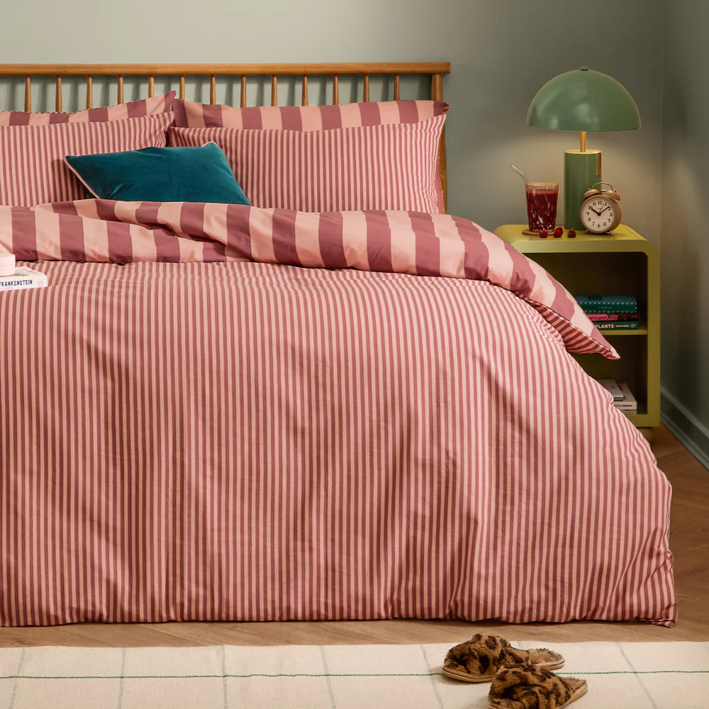 soft raspberry smoothie bedding set