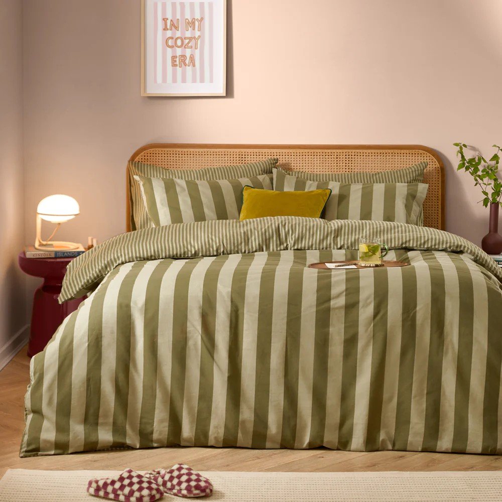reversible duvet set striped design