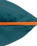 zip closure velvet cushion